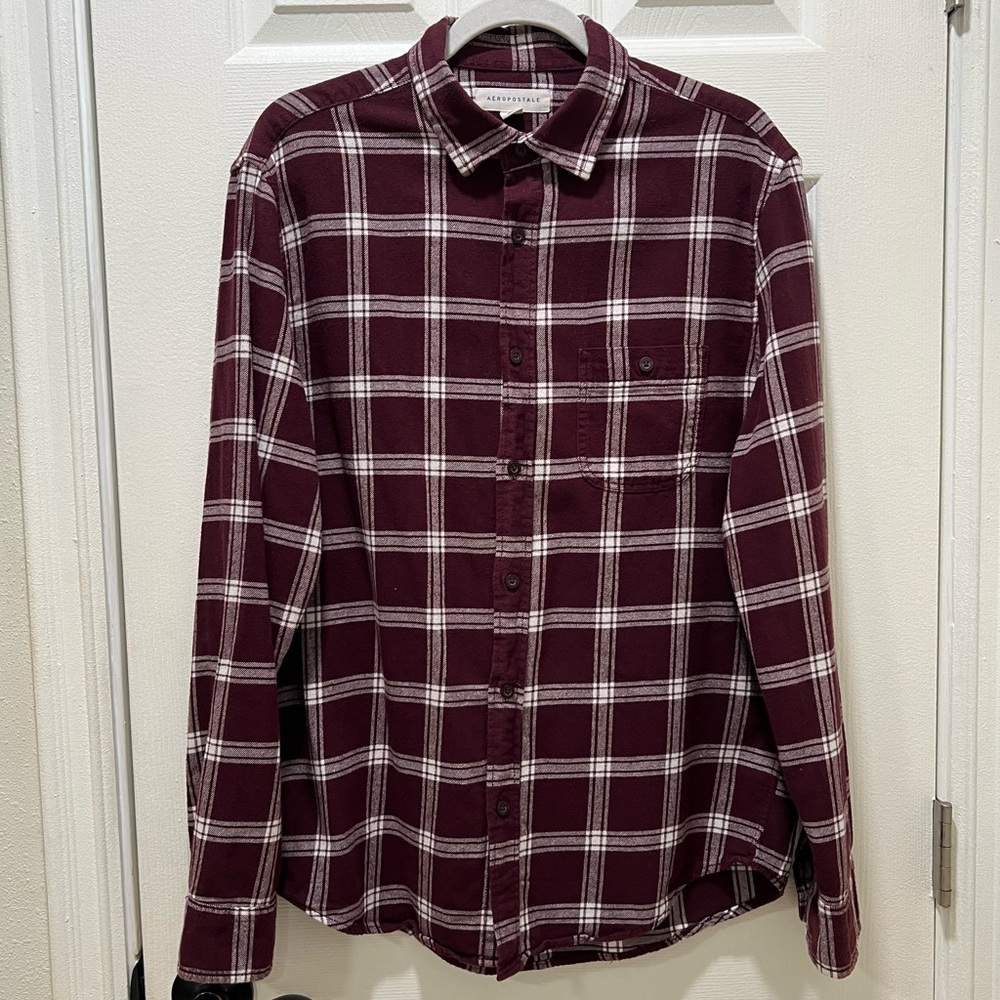 Aéropostale men's maroon and white plaid flannel shirt SIZE Medium